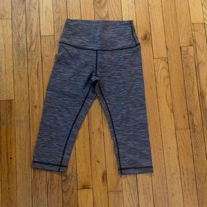 Lululemon Wunder Under Black/Grey/White Striped Cropped Leggings